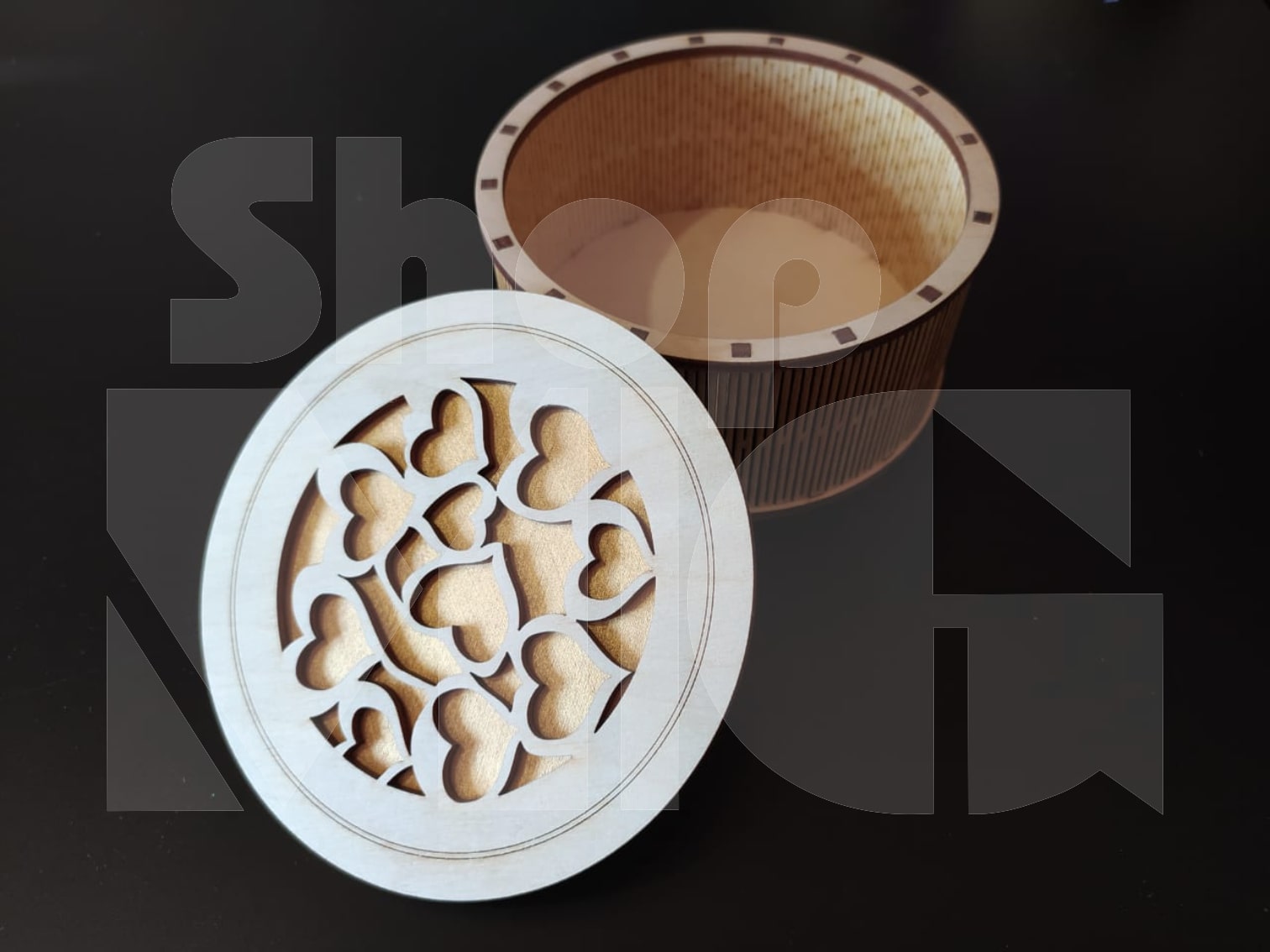 valentine-gold-3-min Изделия из фанеры в Ереване.